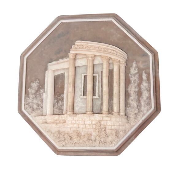 Vintage Onyx Octagonal Trinket Box – Temple Relief Design by Design Guild Intl. - Picture 5 of 10